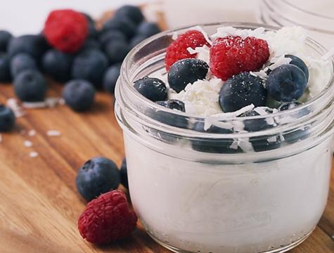 Low-carb coconut pudding